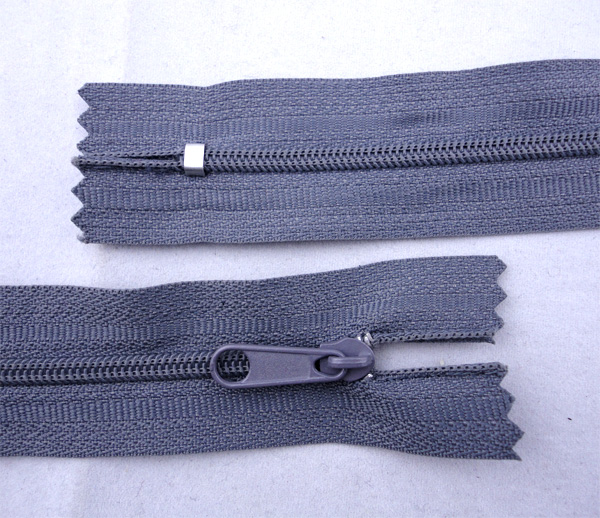 3# nylon non lock close-end zipper with iron end
